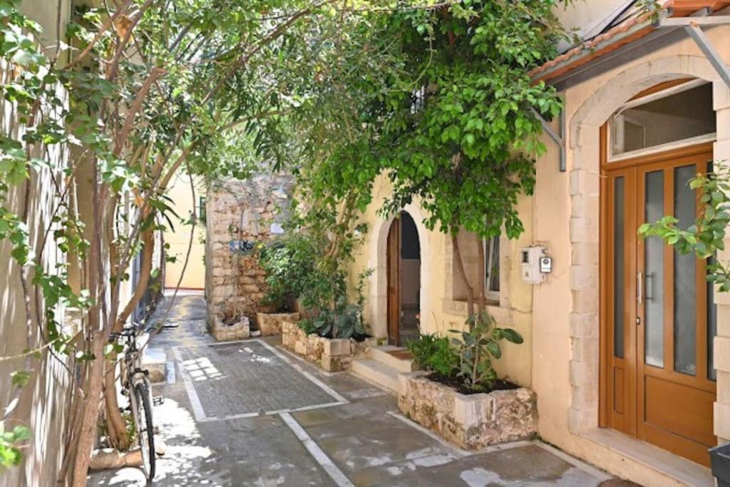 Aelia I Old Town *